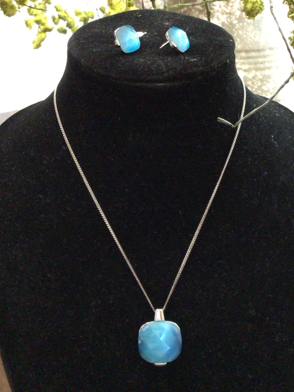 Necklace and earrings set. Great shape.